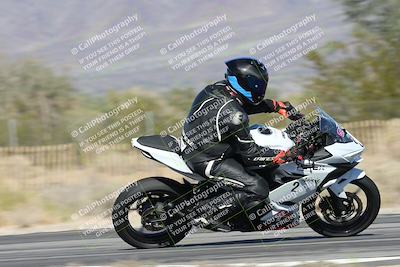 media/Dec-04-2025-Racers Edge (Thu) [[5ebc9f124d]]/3-B Group/5-Session 2 Turn 2 inside Speed Pans/